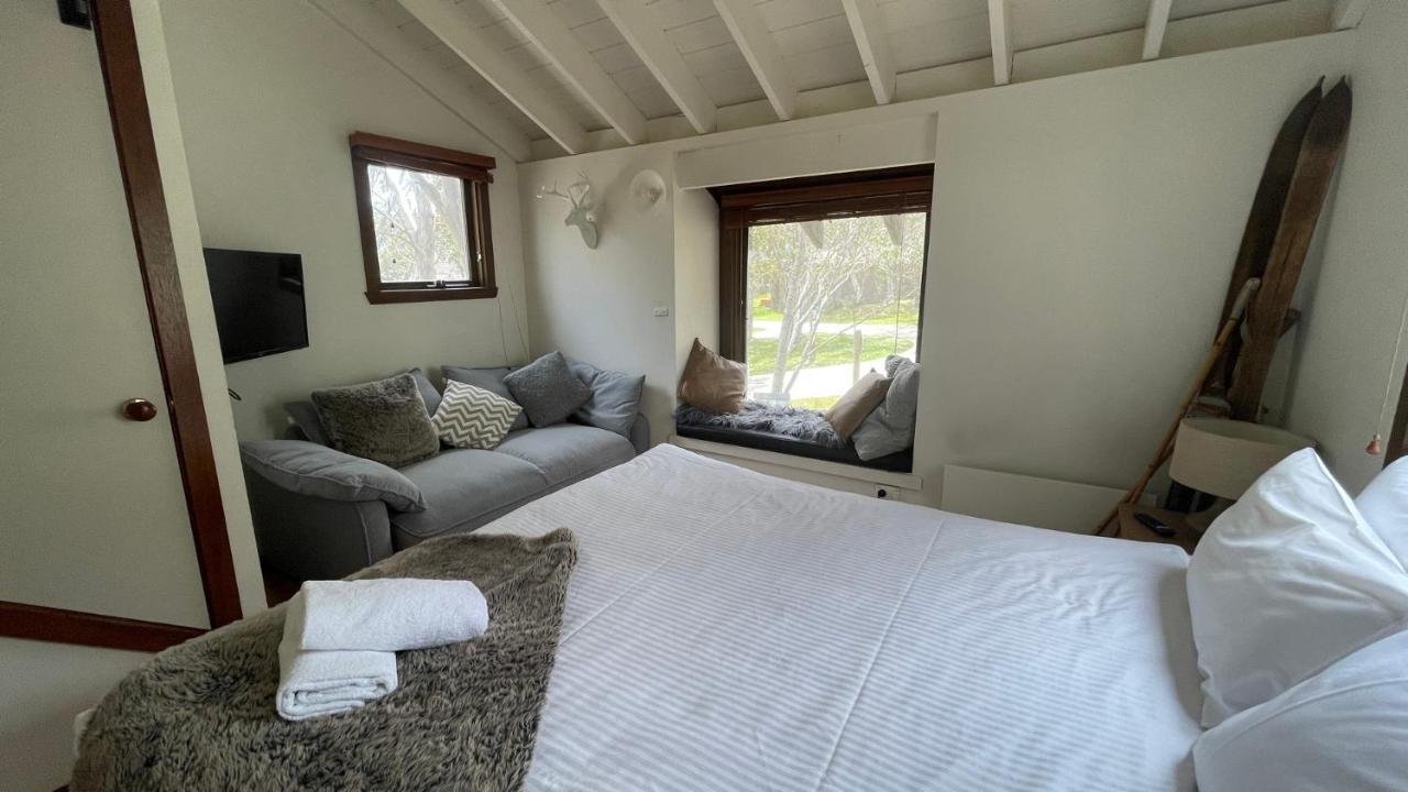 ディナー・プレーン Alpine Retreatヴィラ エクステリア 写真